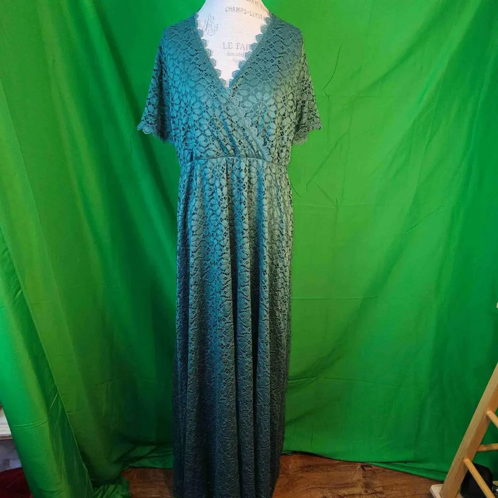 Baltic Born Green Lace Midi Dress